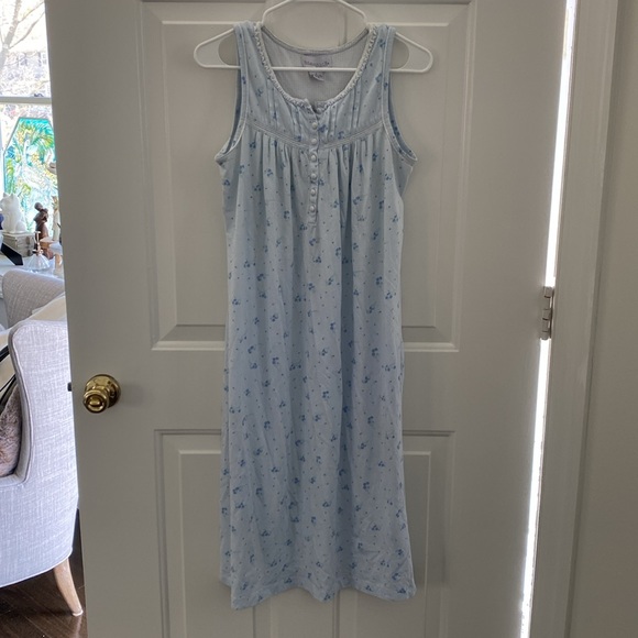 Moments Intimates Blue Nightgown. Loungewear. Size Small - Picture 3 of 6